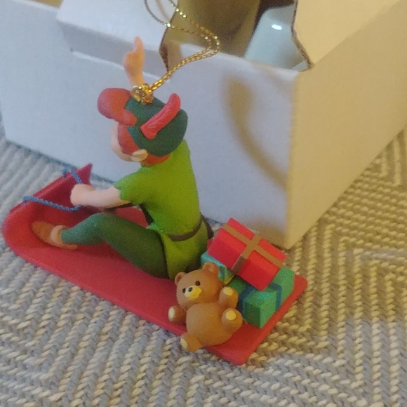 Grolier Peter Pan Christmas Ornament - Picture 3 of 4